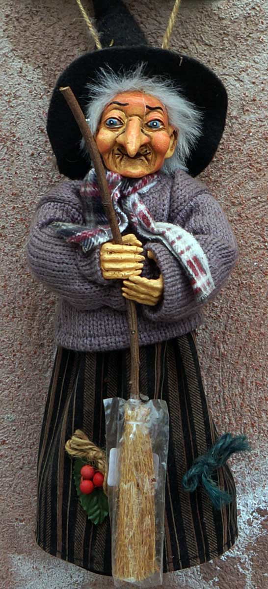 la befana christmas character