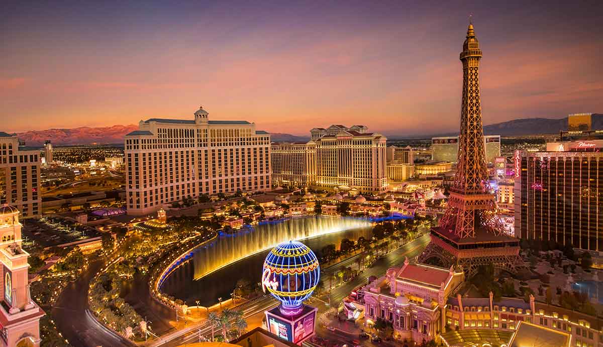 las vegas at dusk