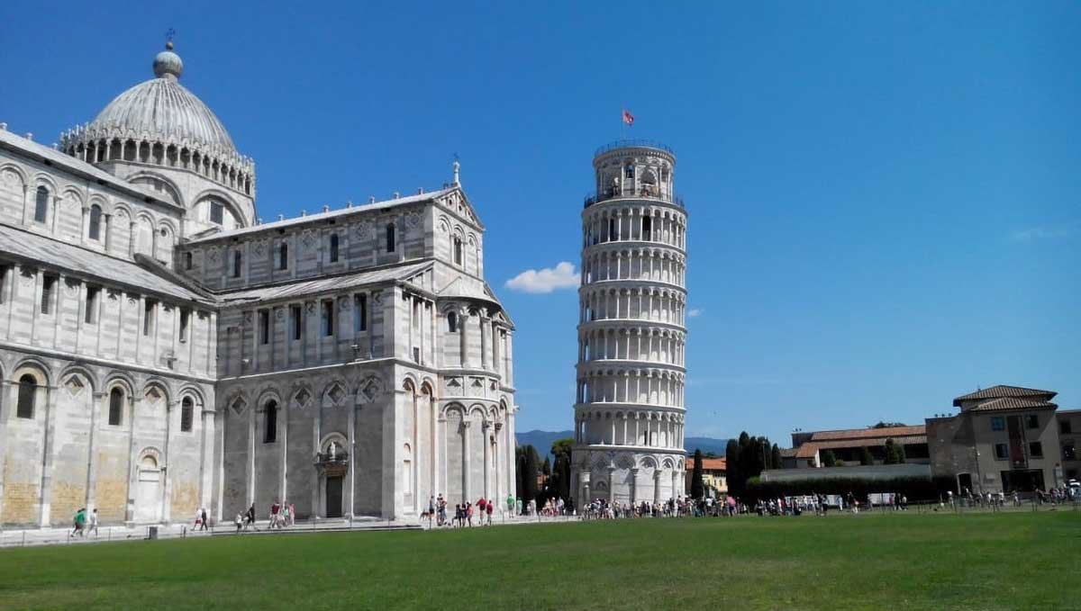 leaning tower pisa italy