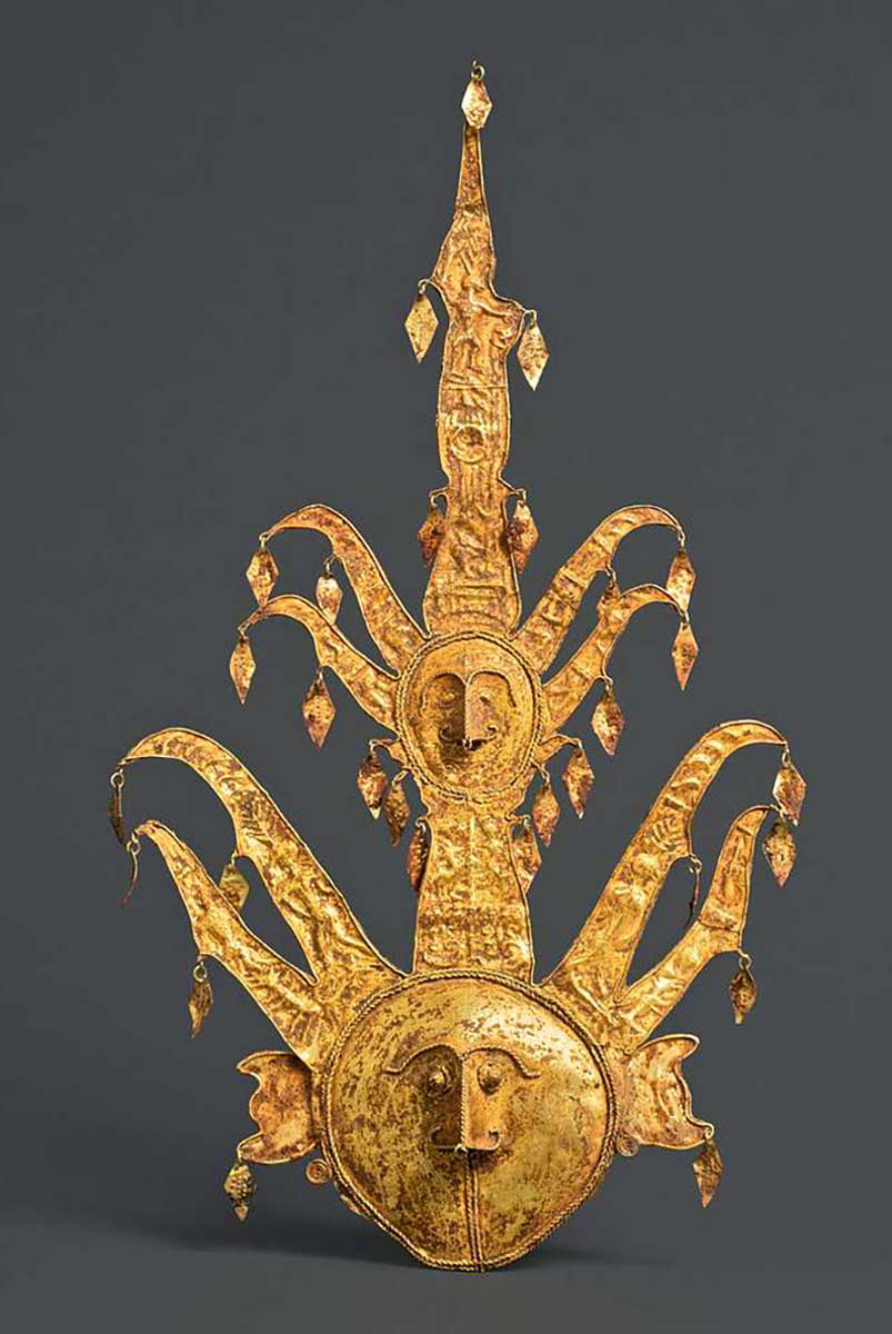 moluccas wutulai gold headdress 18th 19th century
