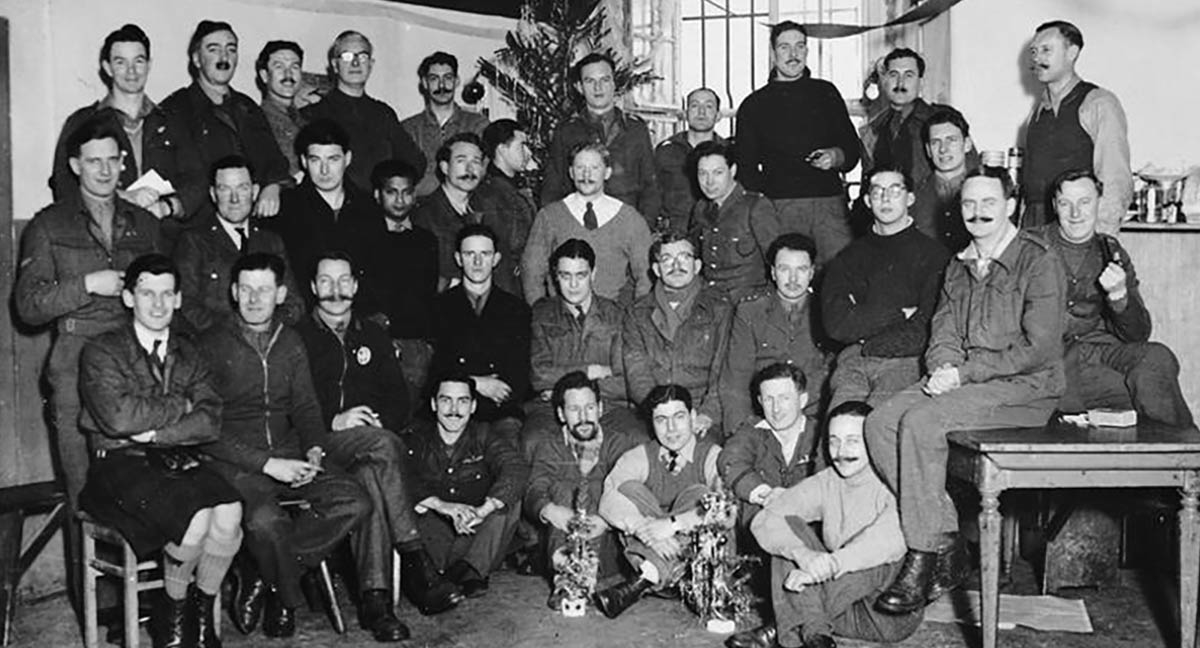 prisoners of war germany standing christmas tree