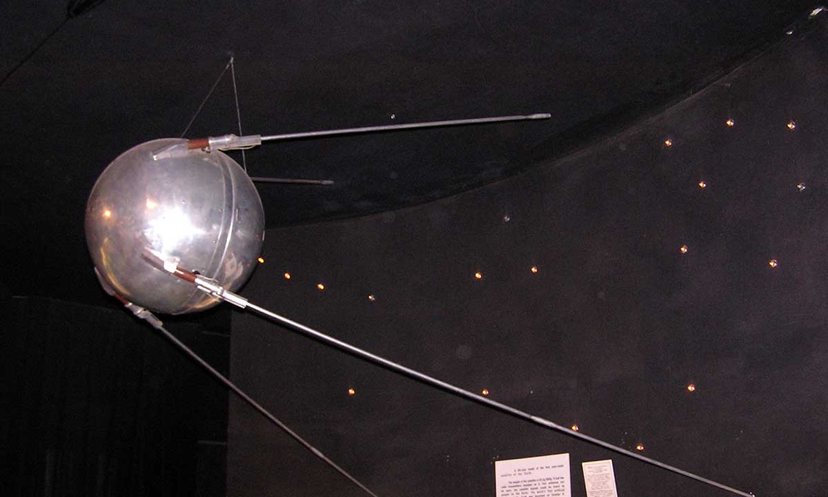 sputnik one model
