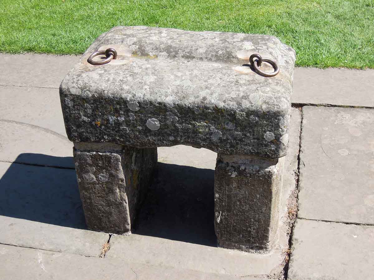 stone scone scotland aaron bradley cc by 2