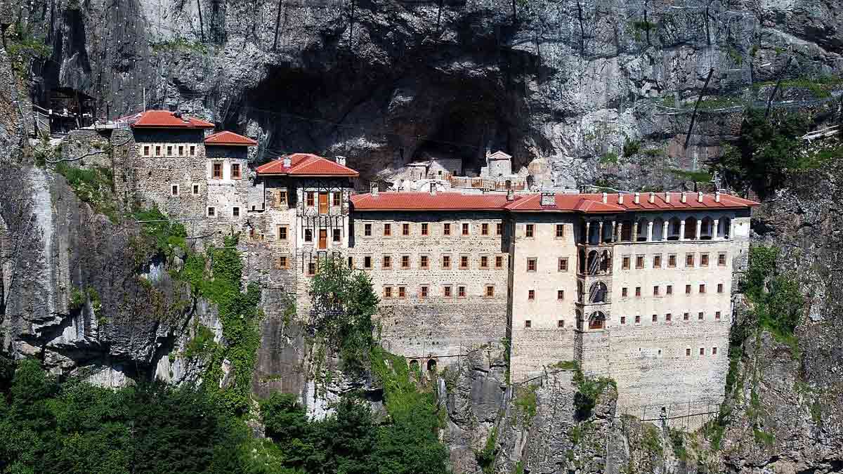 sumela monastery turkiye