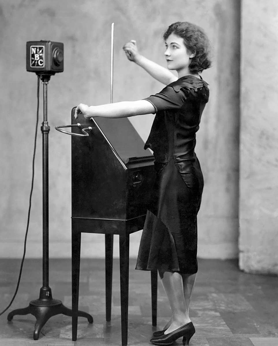 theramin alexandra stepanoff