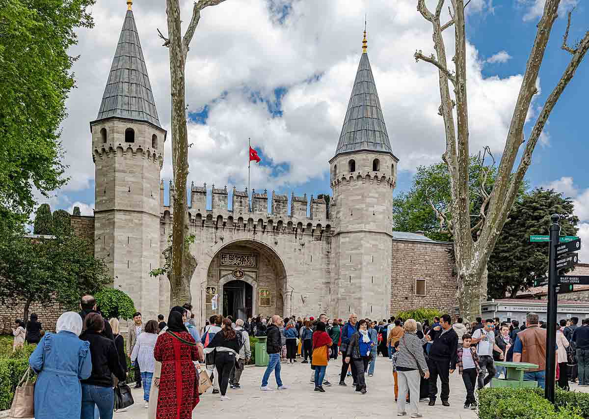 topkapi palace istanbul turkiye