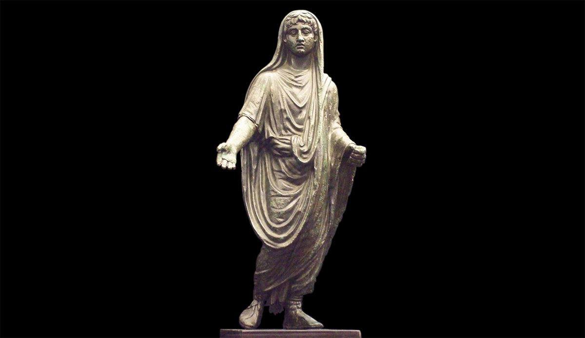 Bronze genius pater familias