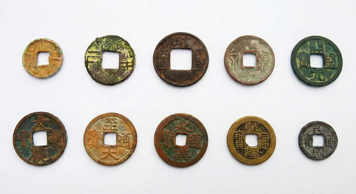 Cast Chinese coins