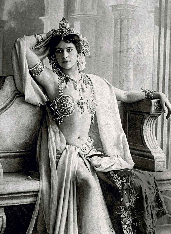 Mata Hari in 1906