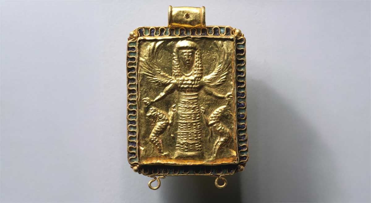 Potnia Theron pendant