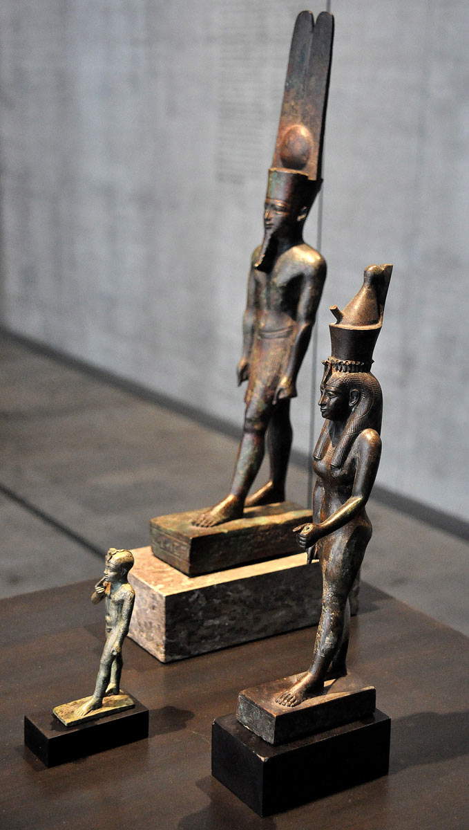 amun mut and khonsu 3463