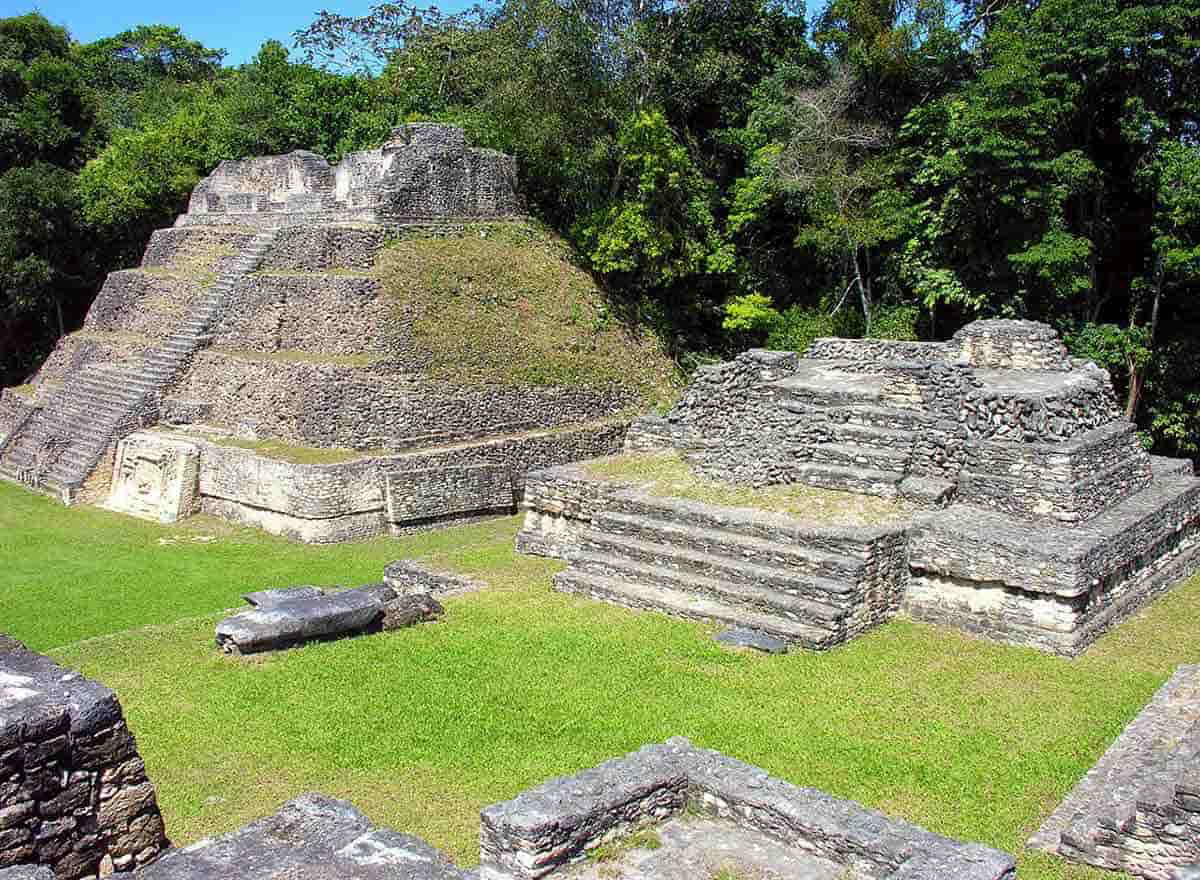 caracol belize lost cities