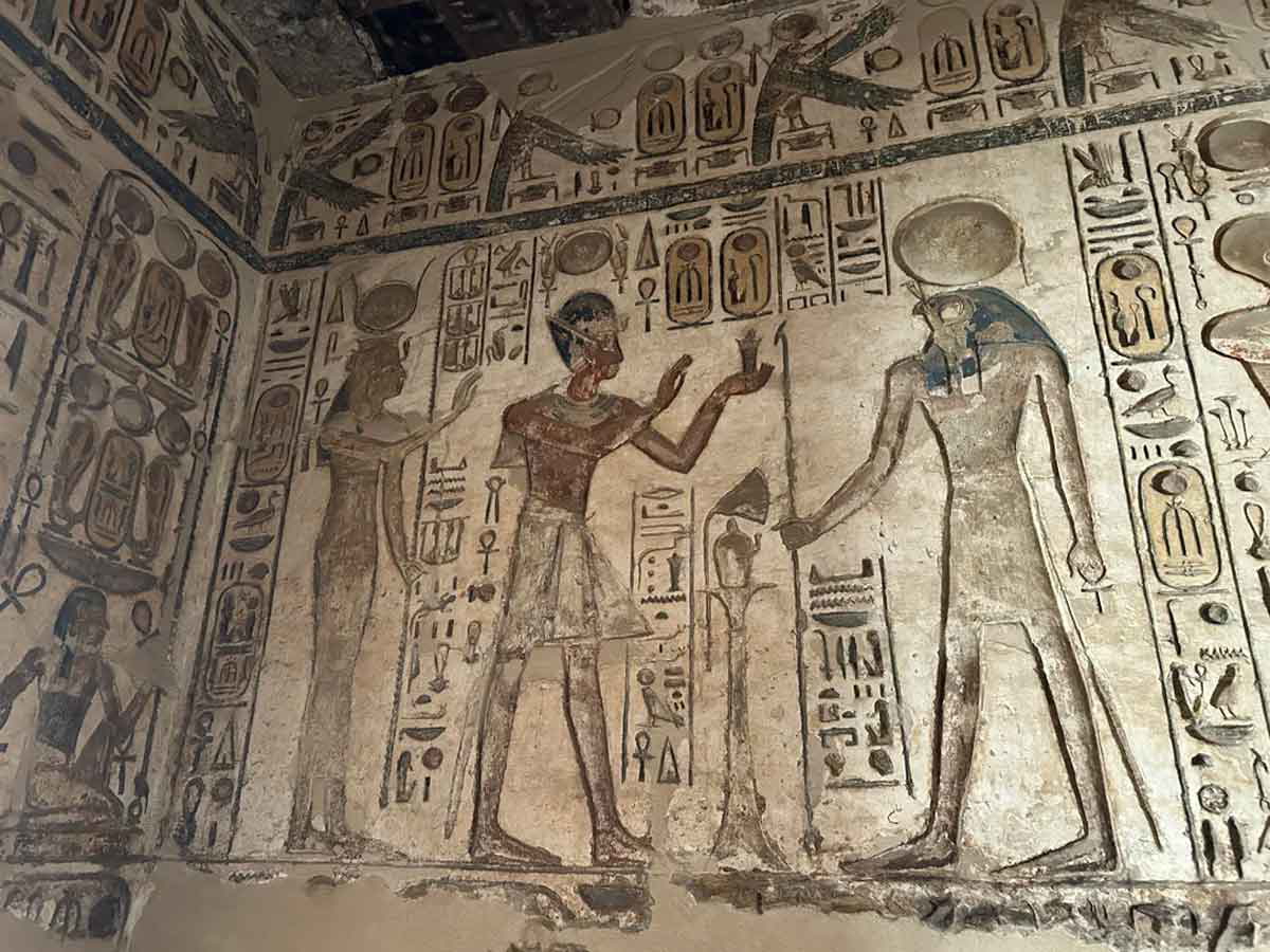 chapel khonsu karnak