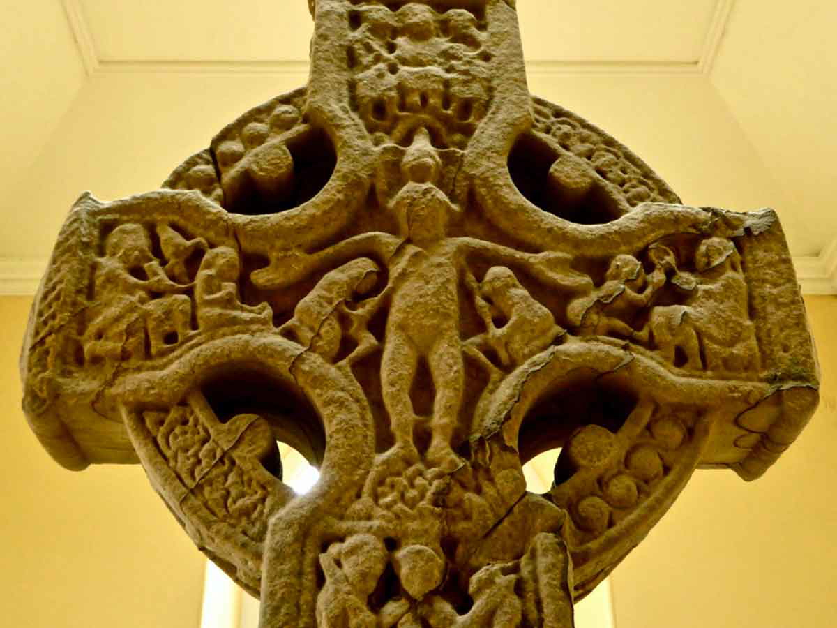 durrow high cross crucifiction