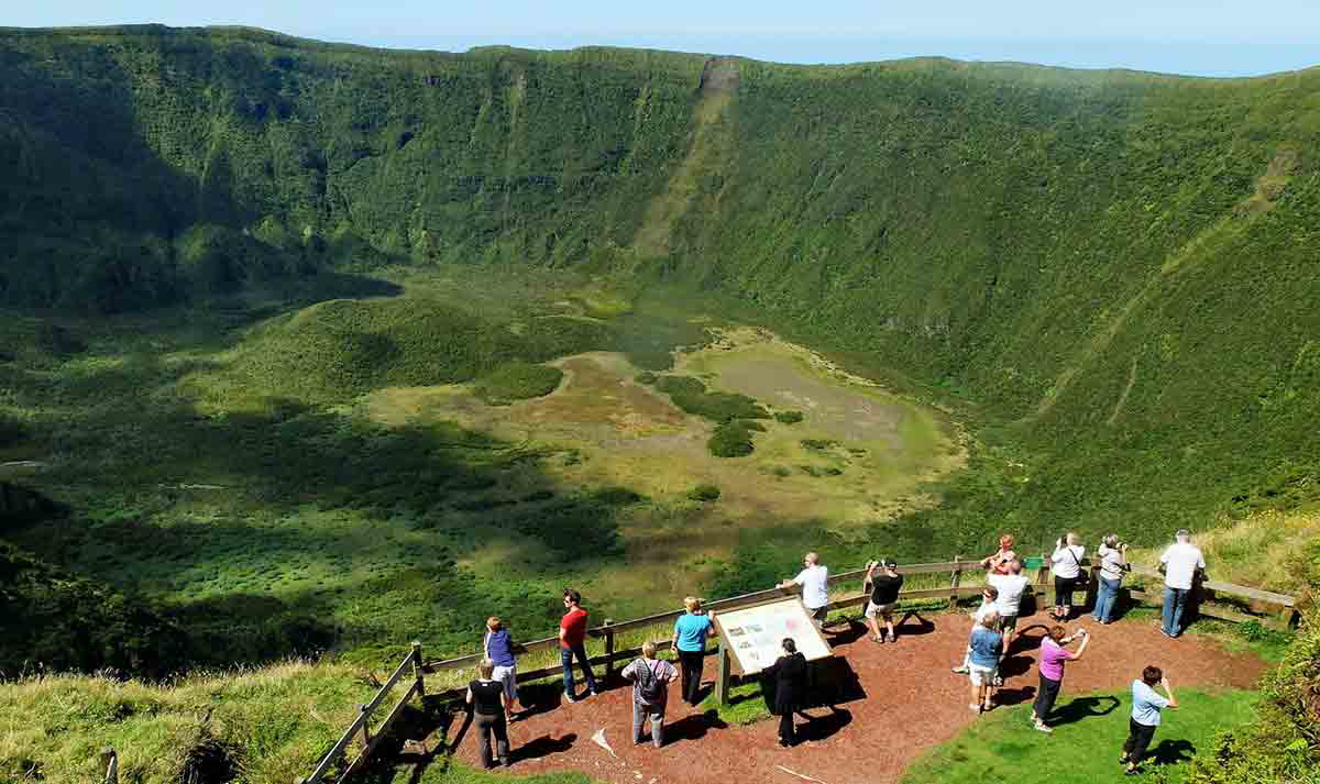 faial crater azores