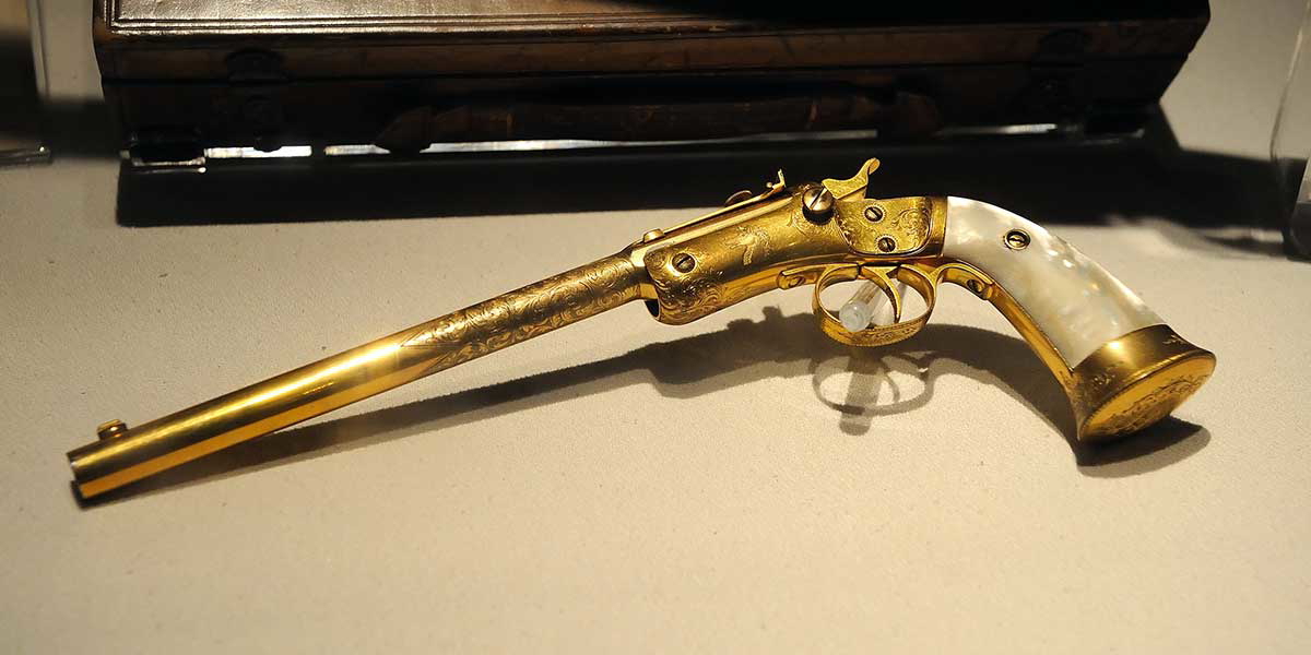 gold and pearl pistol from butler