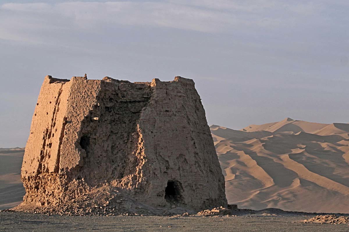han watchtower ruins dunhuang