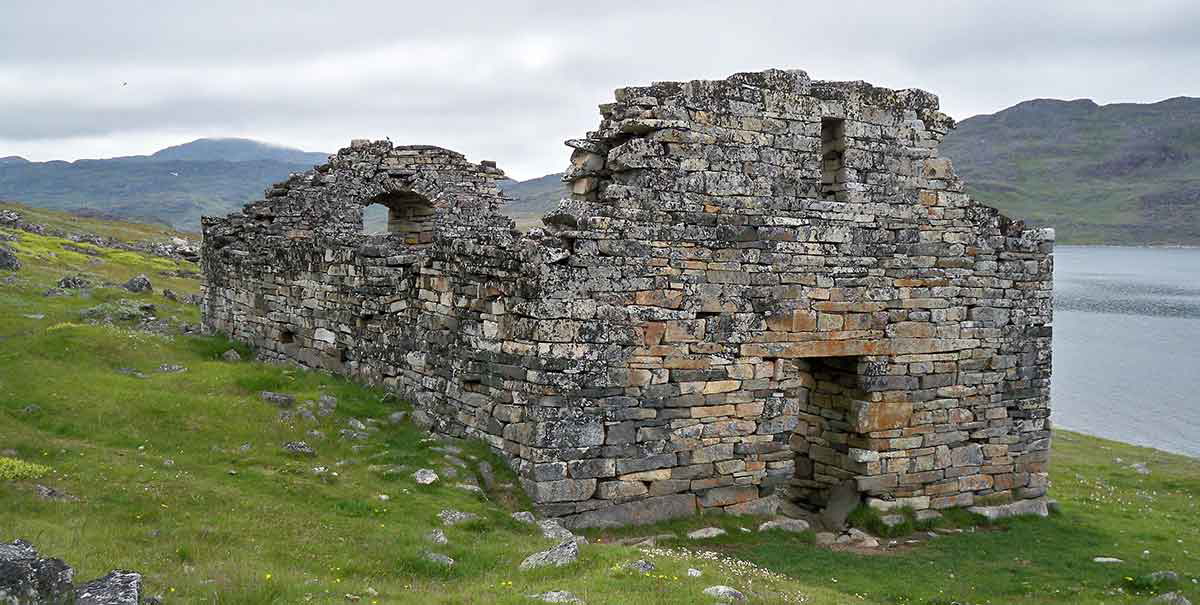 hvalsey church ruins greenland viking trail