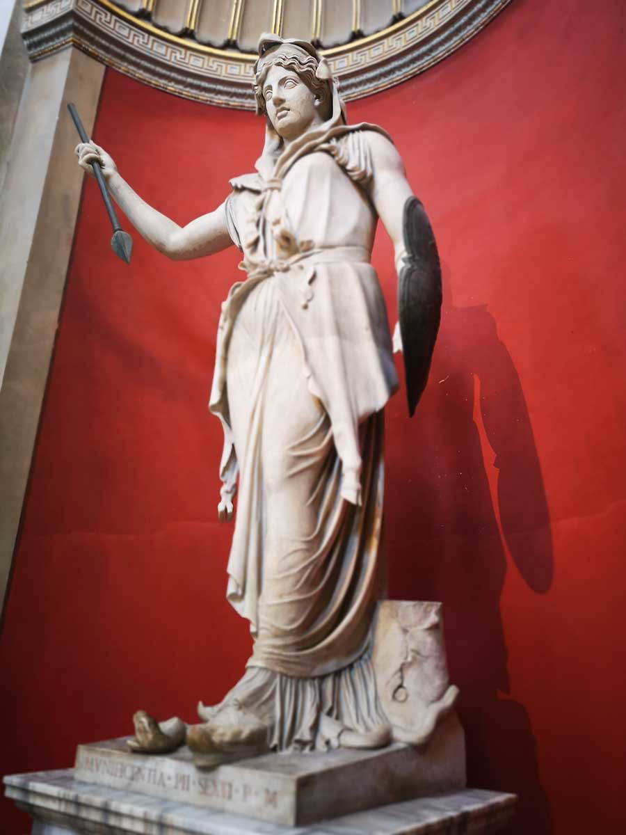 juno sospita statue