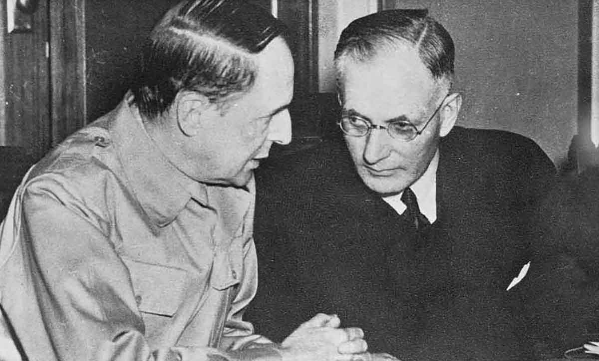 macarthur curtin meeting