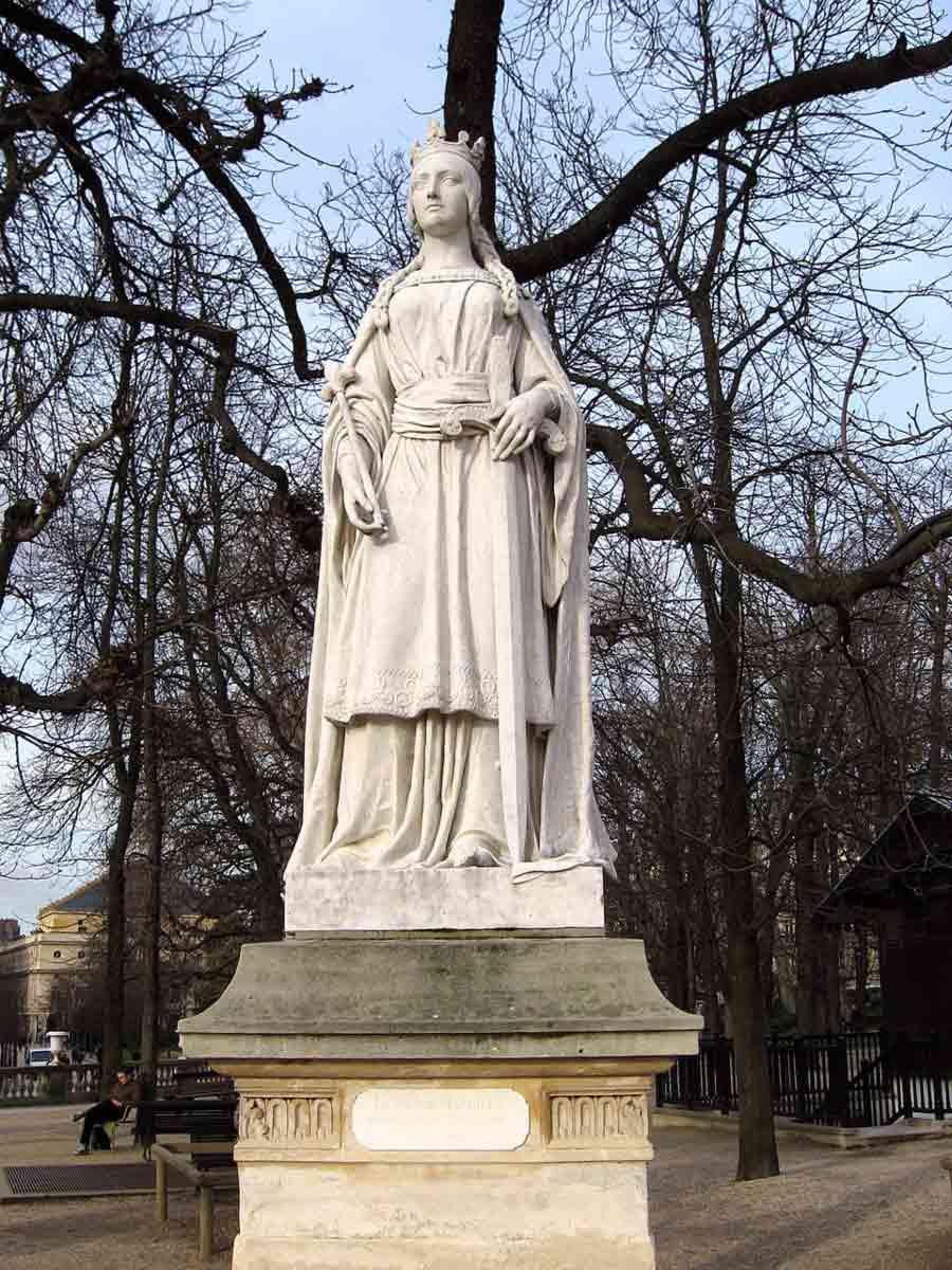 matilda flanders statue paris cc by 3
