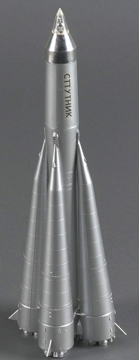 model rocket sputnik space race