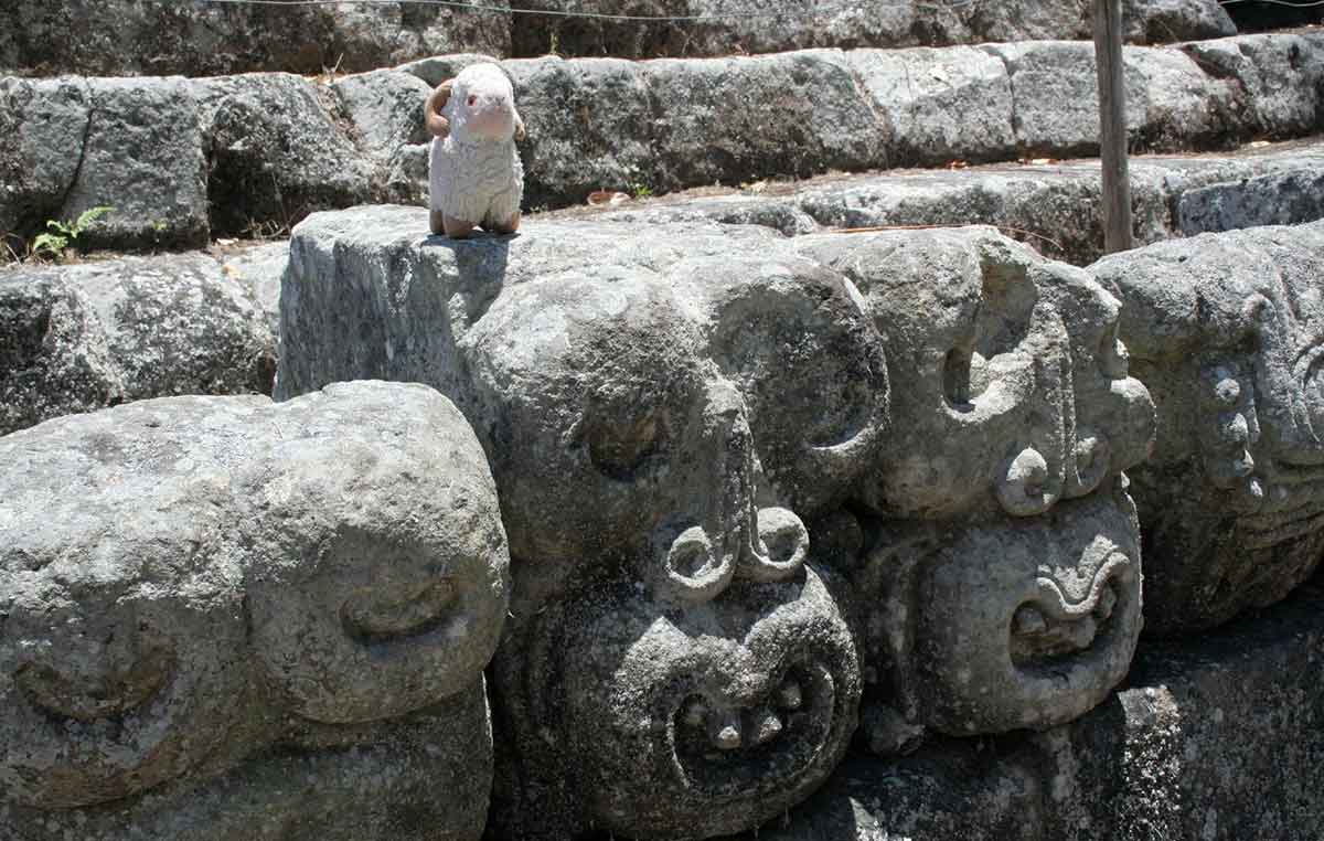 monkey carving copan