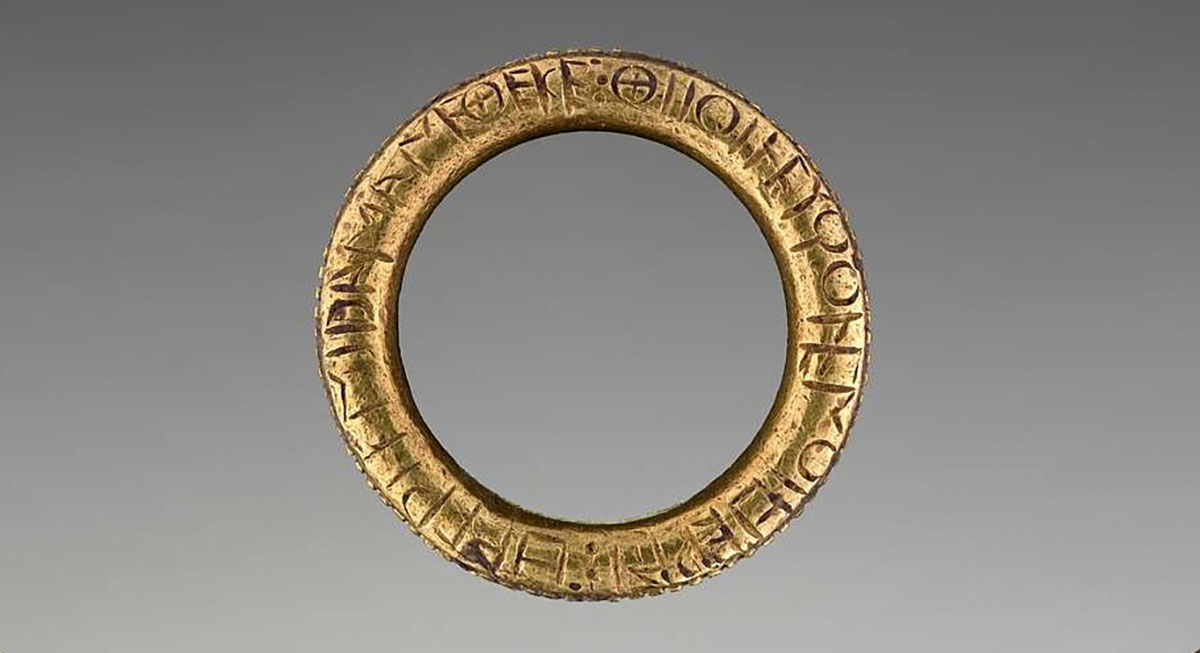 ring greek inscription hera