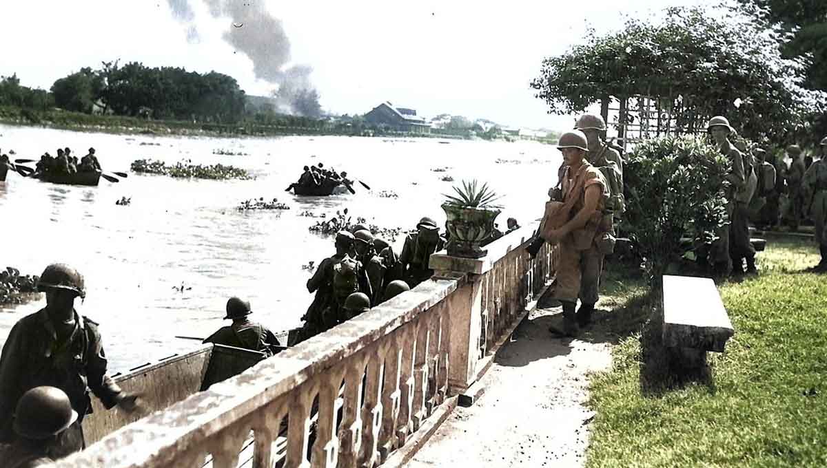 us troops crossing pasig river