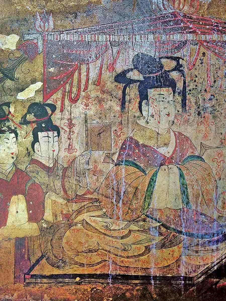 woman tomb no three