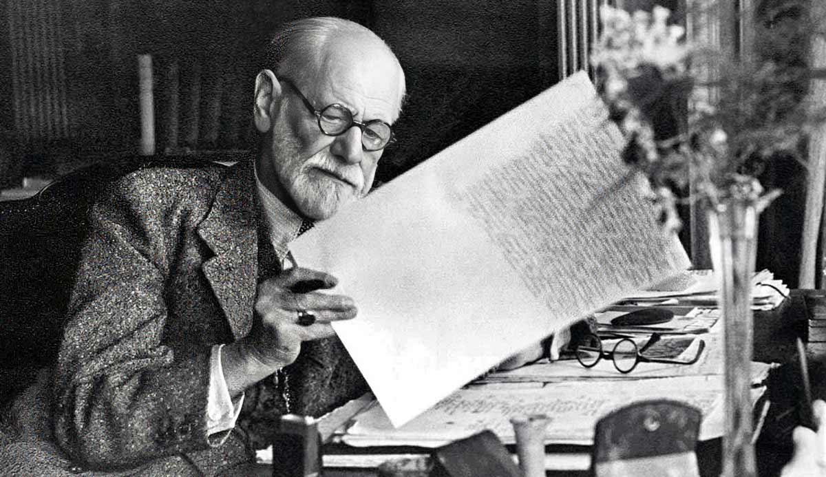 1. freud portrait photo