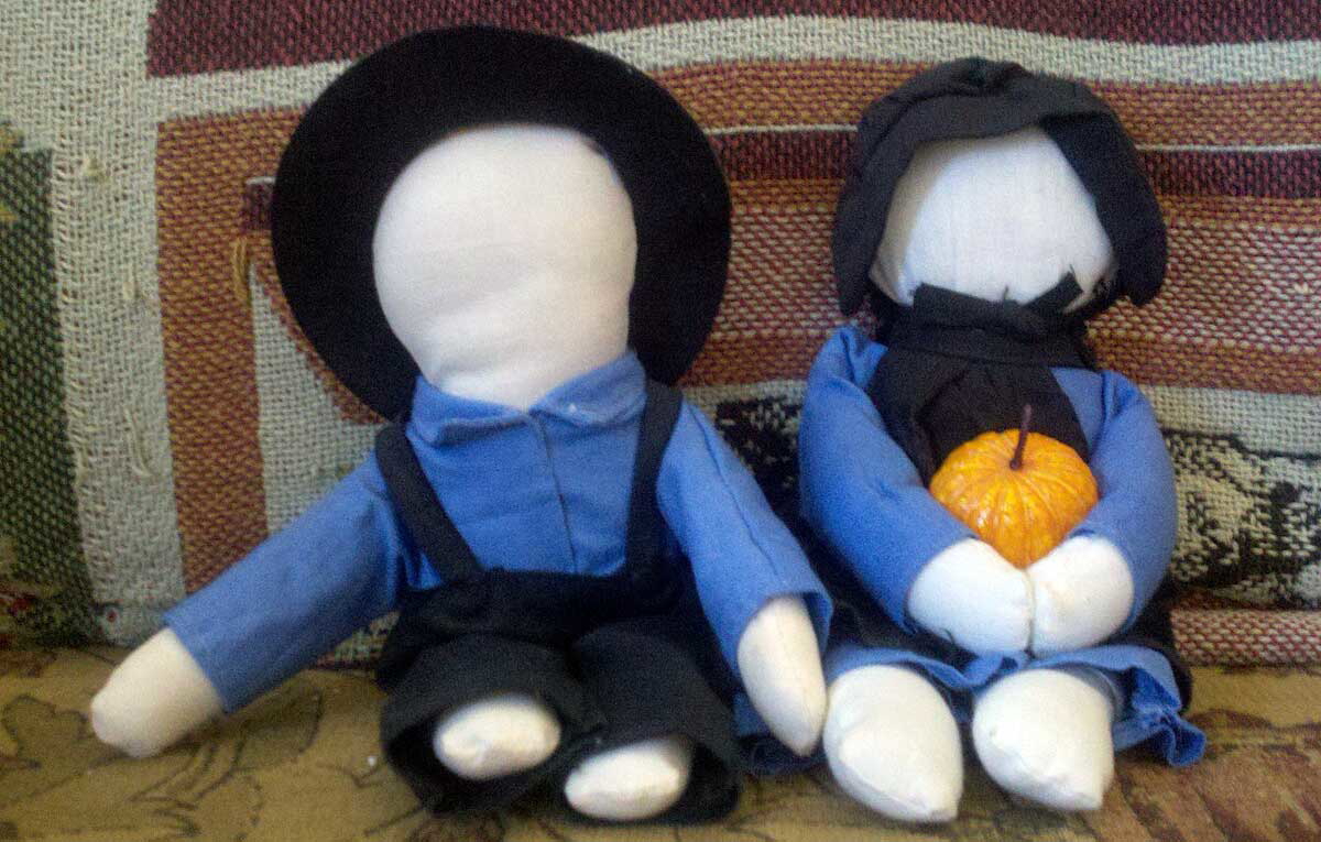 amish dolls