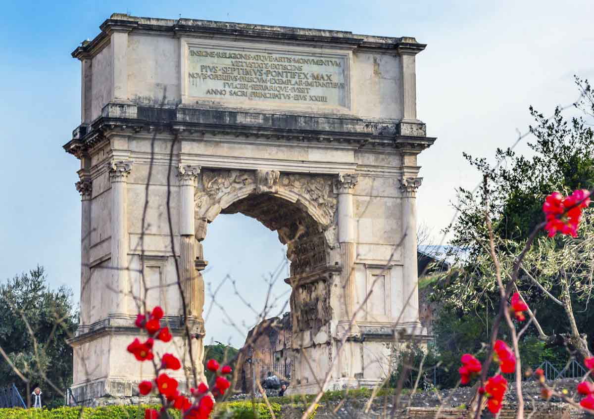 arch titus