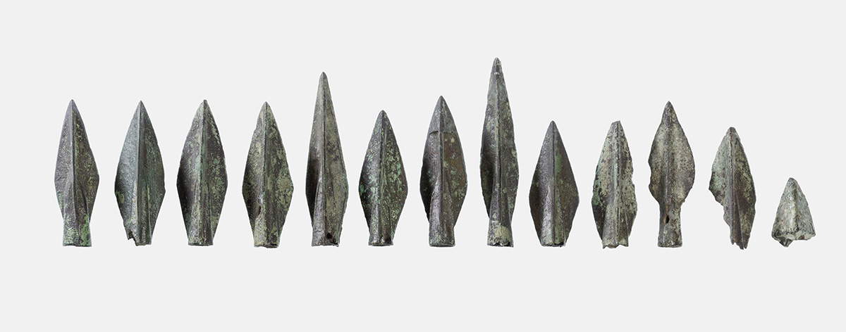 arrow points photograph weapons bible