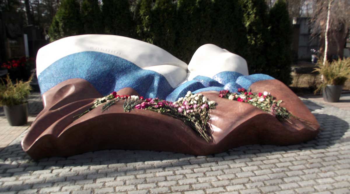 boris yeltsin grave