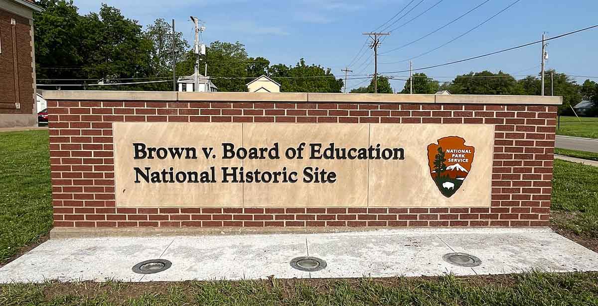 broad v board plaque