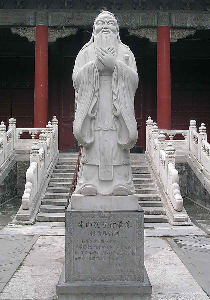 confucius statue