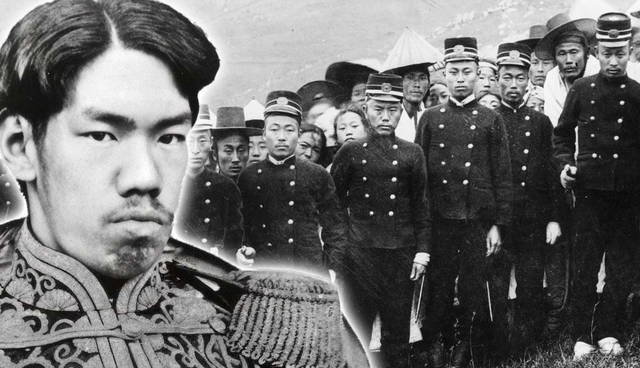 Emperor Meiji and Japanese officers