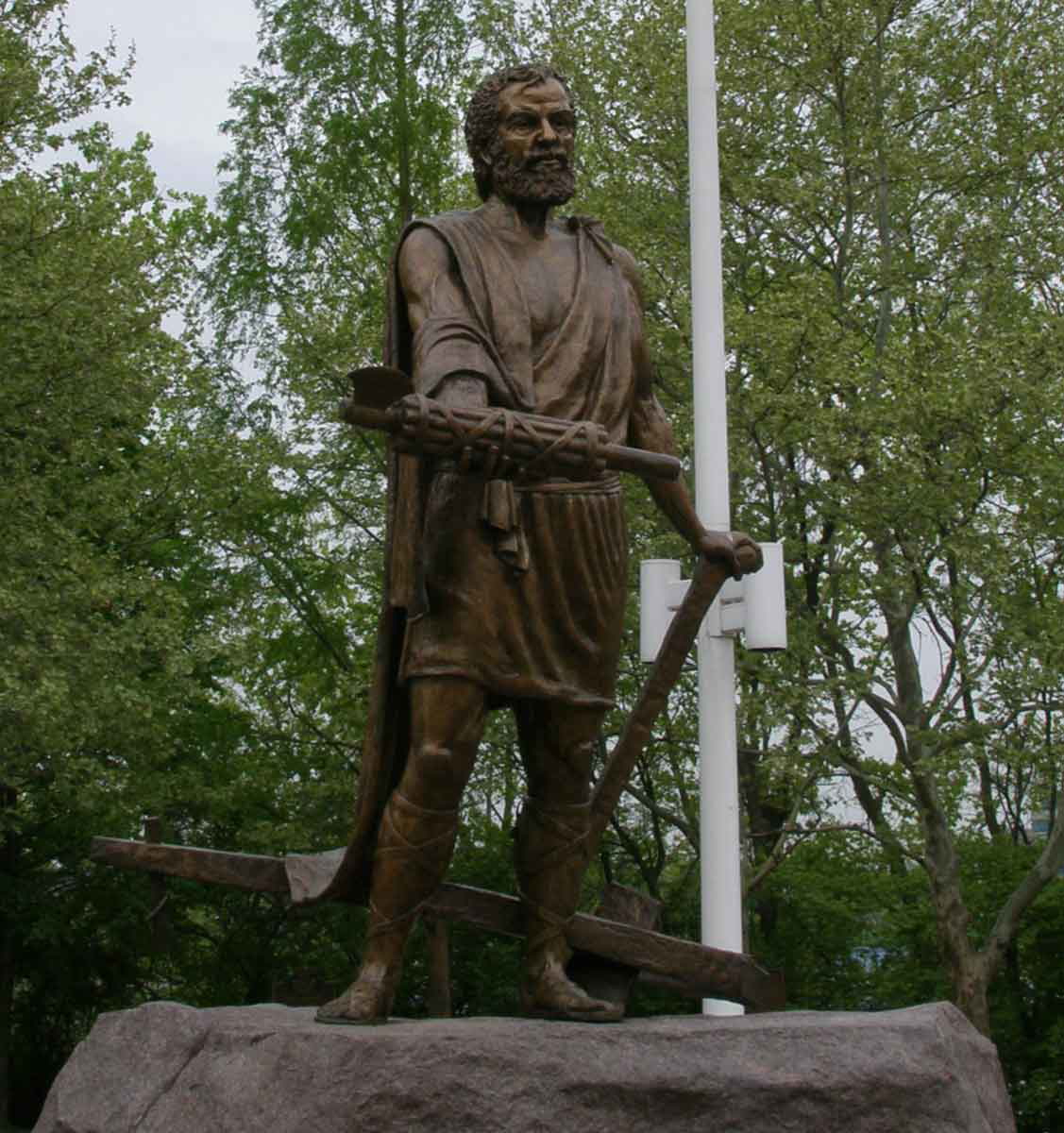 lucius quinctius cincinnatus statue cincinnati ohio