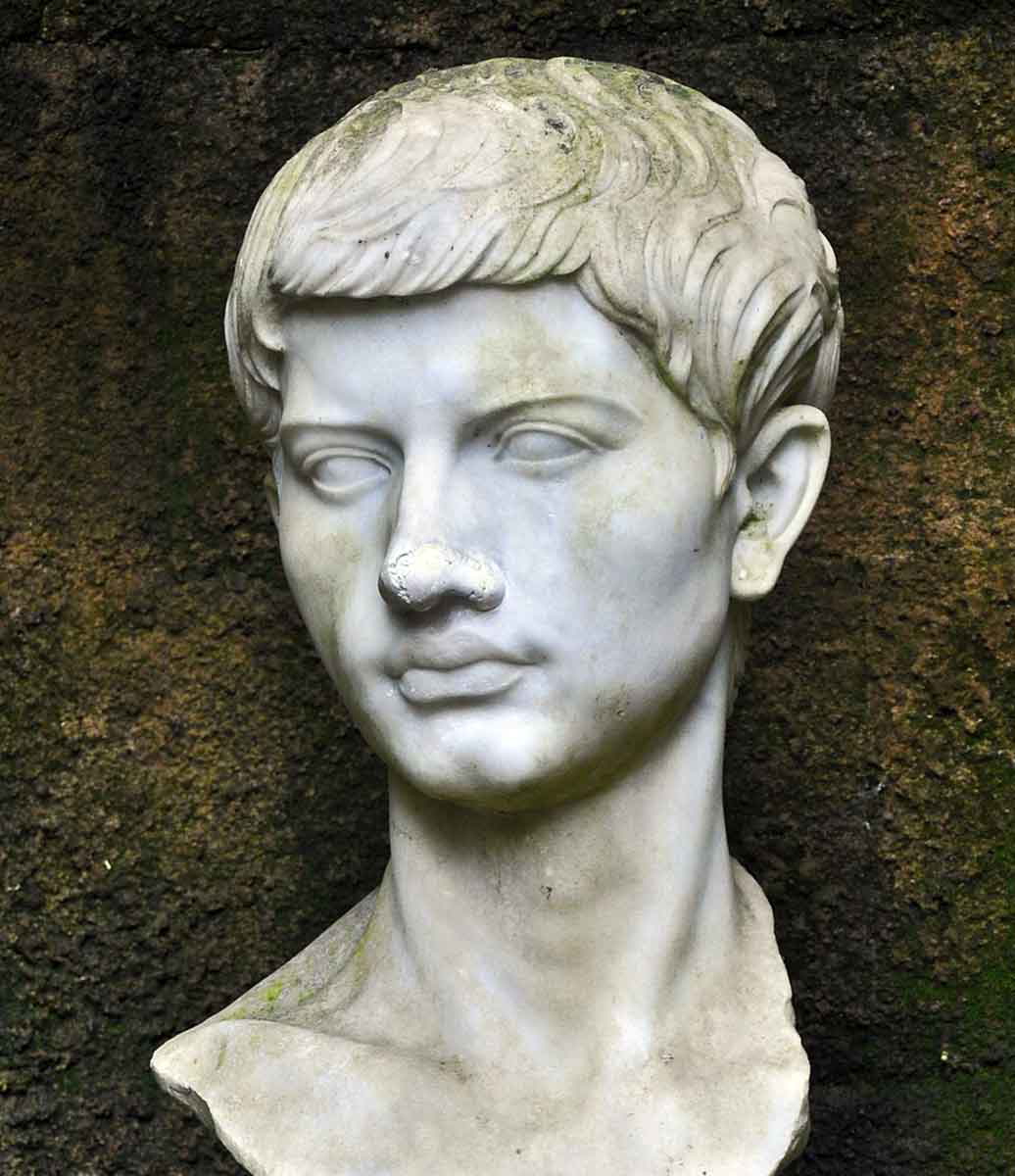 modern bust virgil tito angelini naples