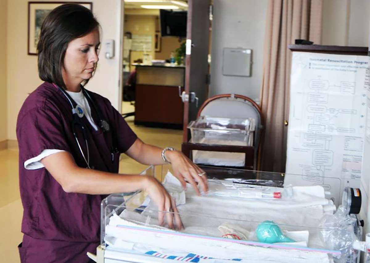 nurse preparing for babies