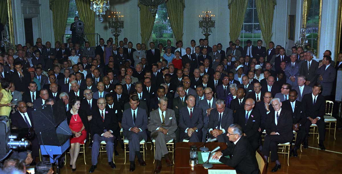 signing of the 1964 cr act