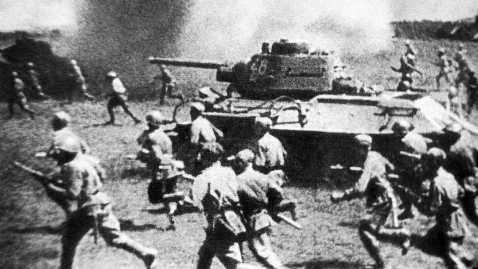t 34 and infantry kursk