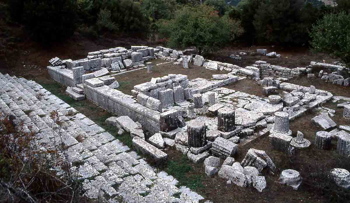 temple despoina lykosoura arcadia greece