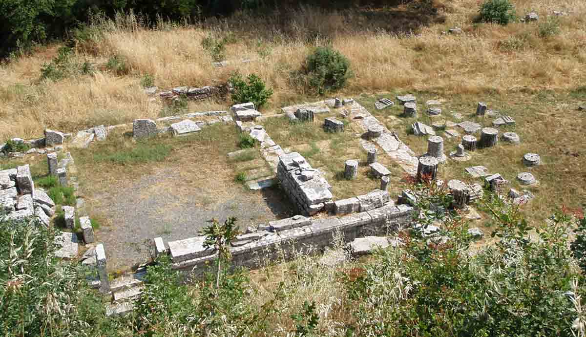 temple lykosoura greek goddess