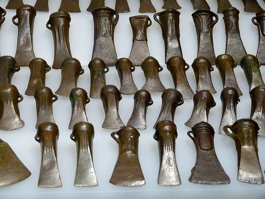 bronze age tools