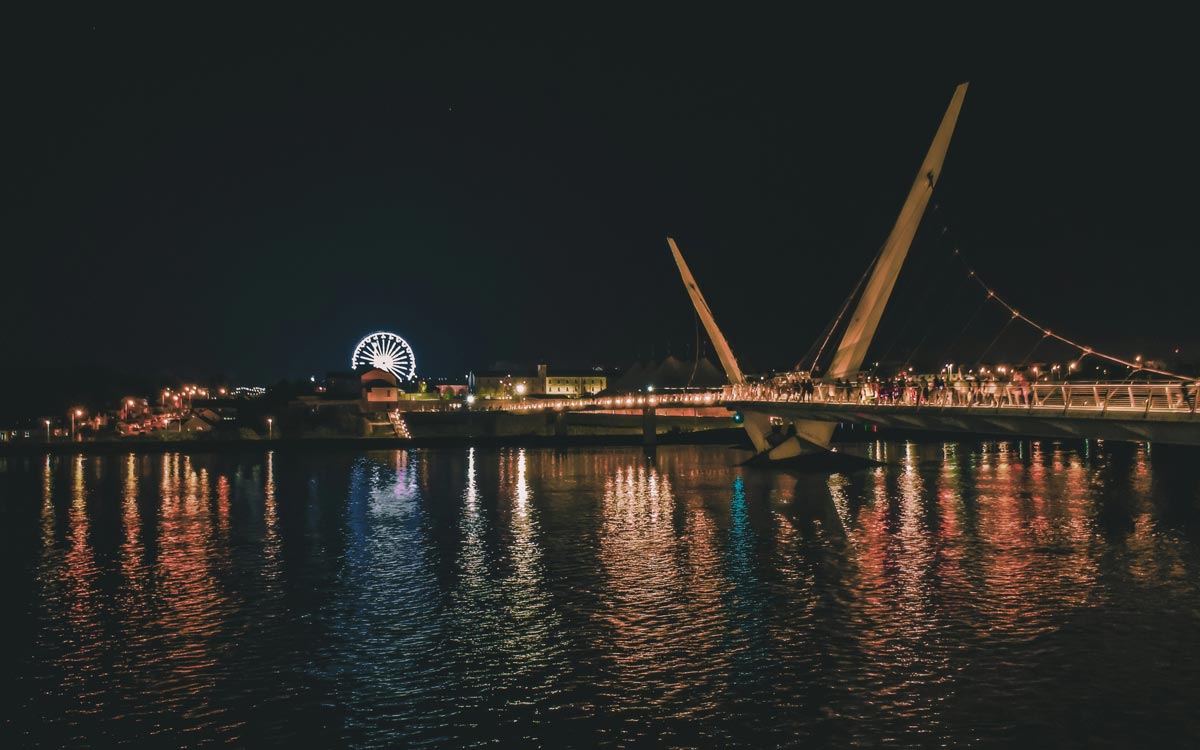derry bridge night