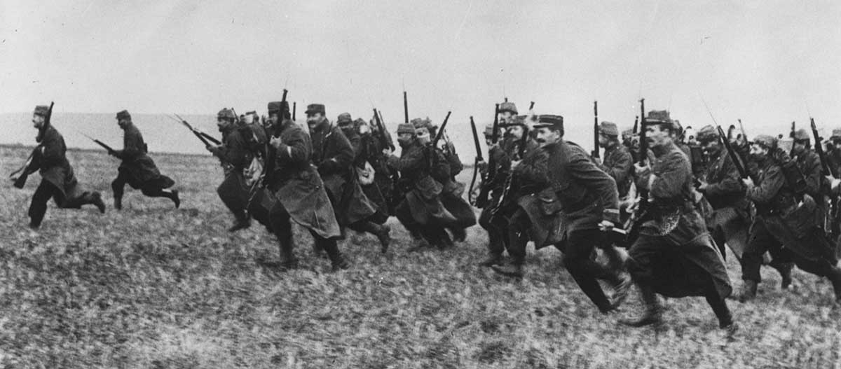 french infantry charging 1914
