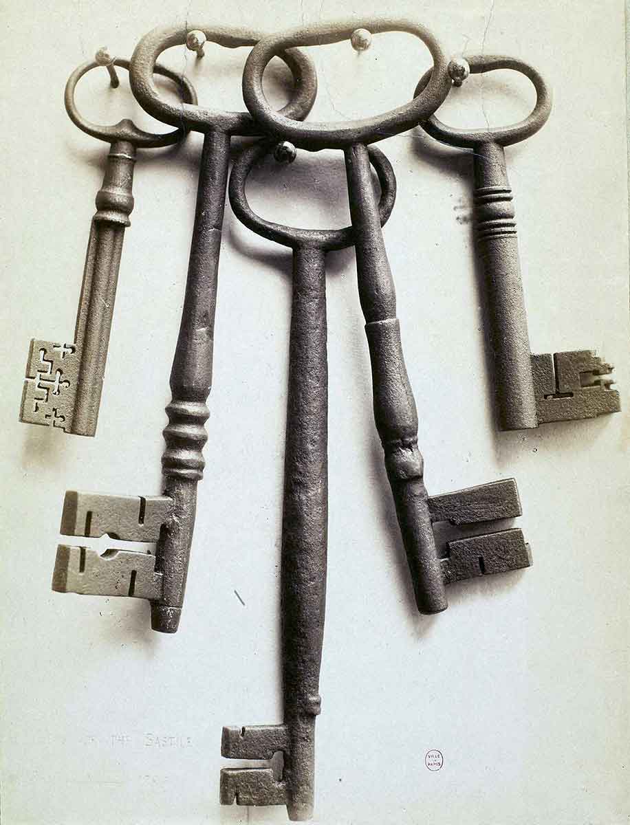 keys bastille photo
