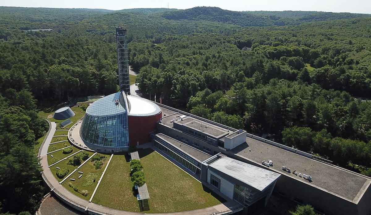 mashantucket pequot museum exterior